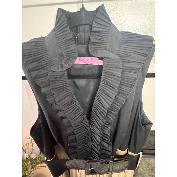 Eliza J Black Ruffled Collar Sleeveless Beige Maxi Dress Belted Size 6 - Picture 4 of 5